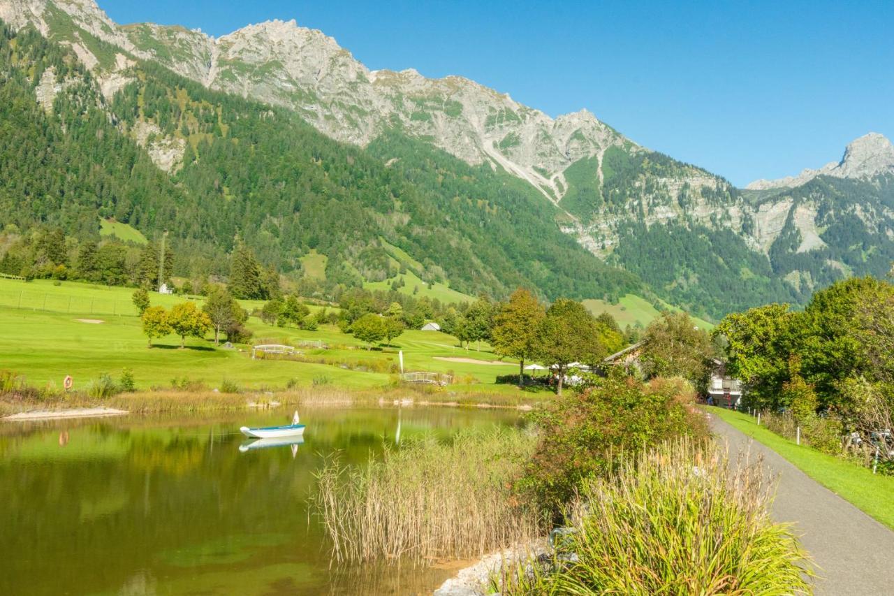 Alpine Lodge Kloesterle Am Arlberg Buitenkant foto