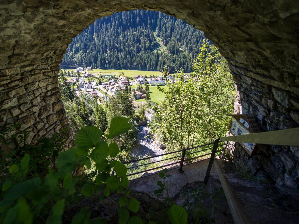 Alpine Lodge Kloesterle Am Arlberg Buitenkant foto